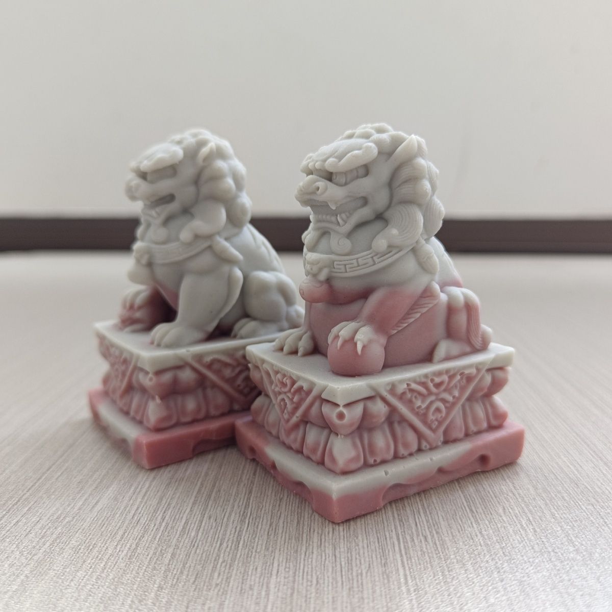 Stone carving, stone bluestone, small stone lion ornament, a pair of carving door gatekeepers, town house home courtyard feng shui stone lions
