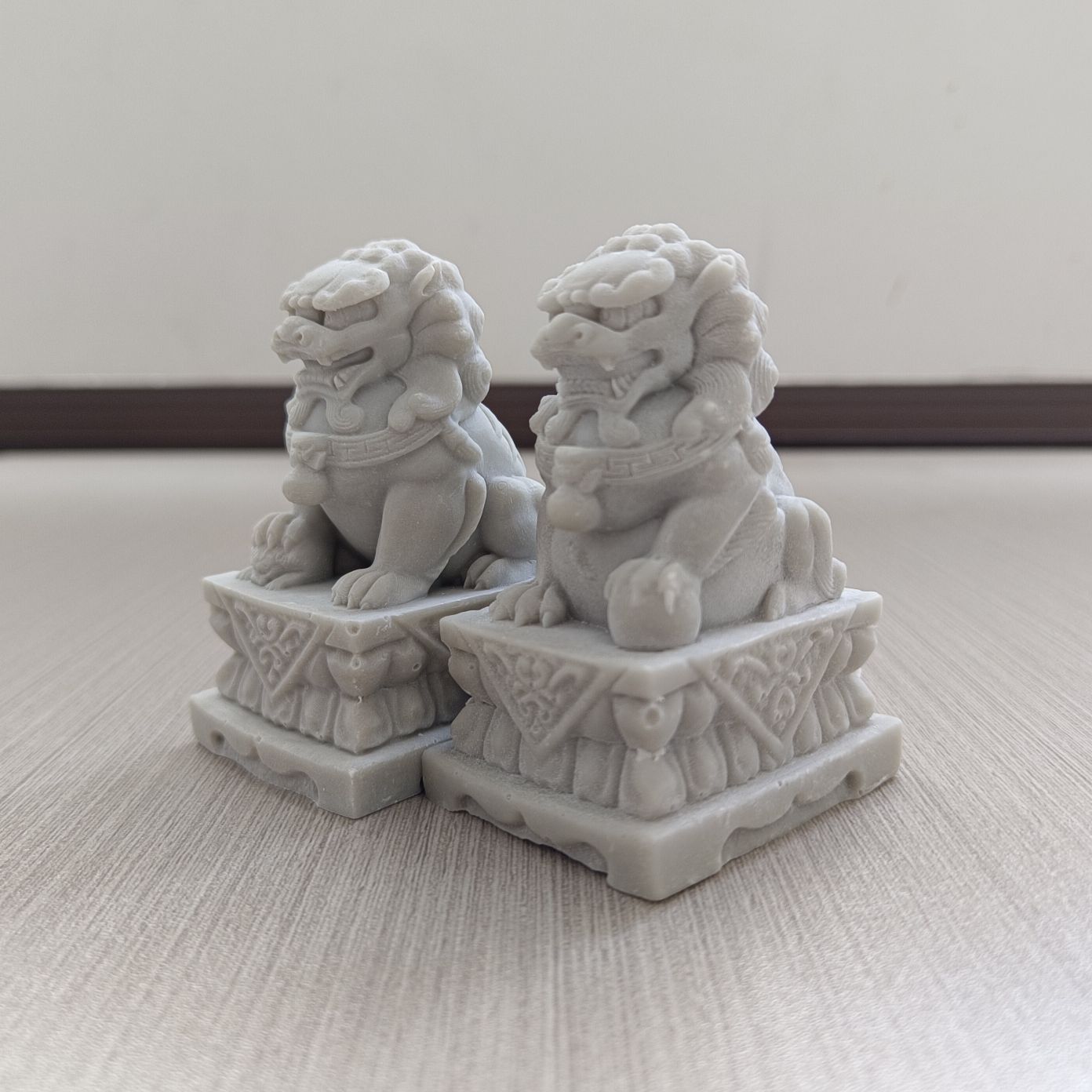 Stone carving, stone bluestone, small stone lion ornament, a pair of carving door gatekeepers, town house home courtyard feng shui stone lions