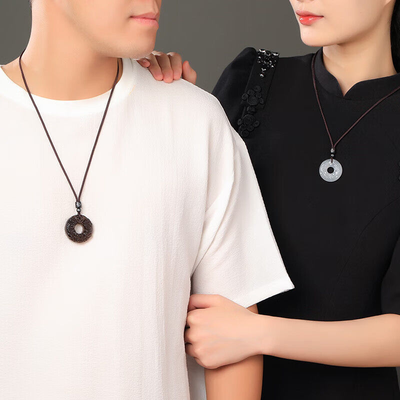 Natural chalcedony obsidian Pixiu safety buckle pendant couple necklace men's and women's lanyard Valentine's Day birthday gift