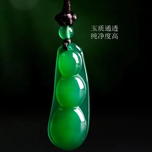 Natural icy green chalcedony, four-season bean, four-season peace and good fortune bean, unisex jade pendant, agate necklace