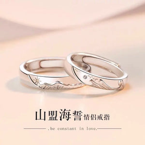 Silver couples against the ring, high -end custom Musan diamond