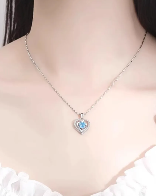 Beating heart necklace women's light luxury high-end Valentine's Day gift necklace for mom girlfriend girlfriend