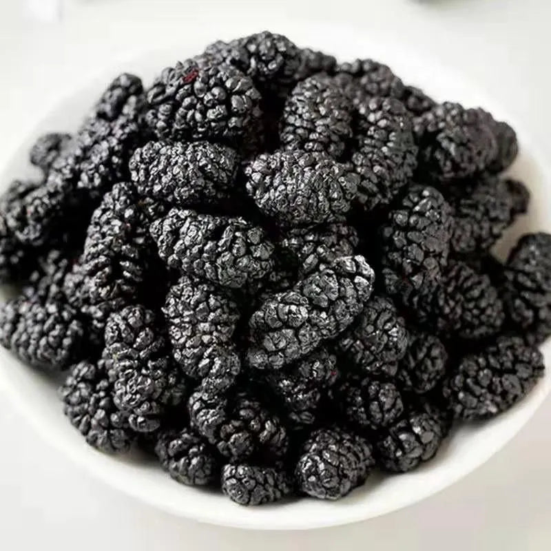 Large-grained, authentic, premium-grade dried black mulberries